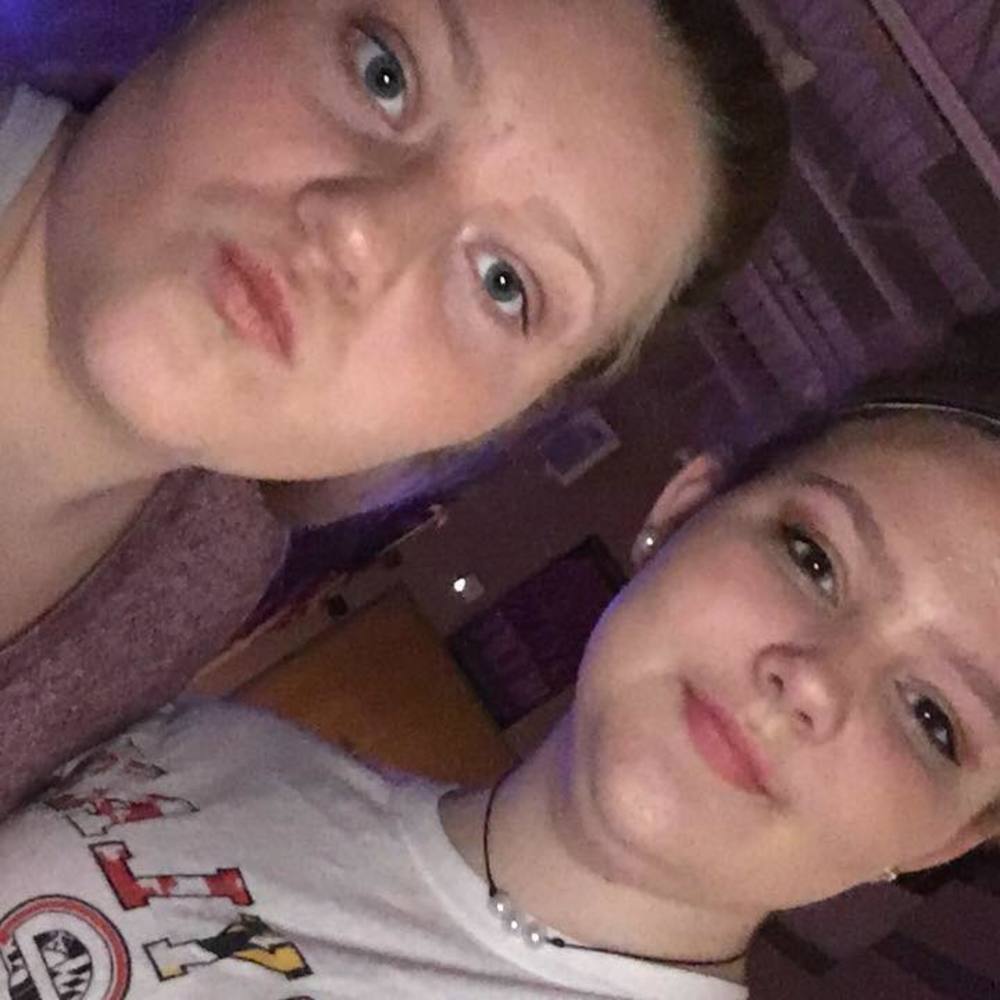 Meet your Posher, Chloe